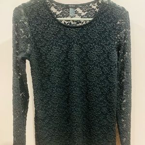 🖤Forever 21 Black Floral Lace Long Sleeve Top🖤
